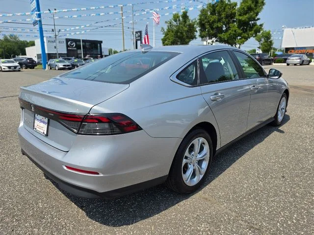 2025 Honda Accord LX - Photo 5
