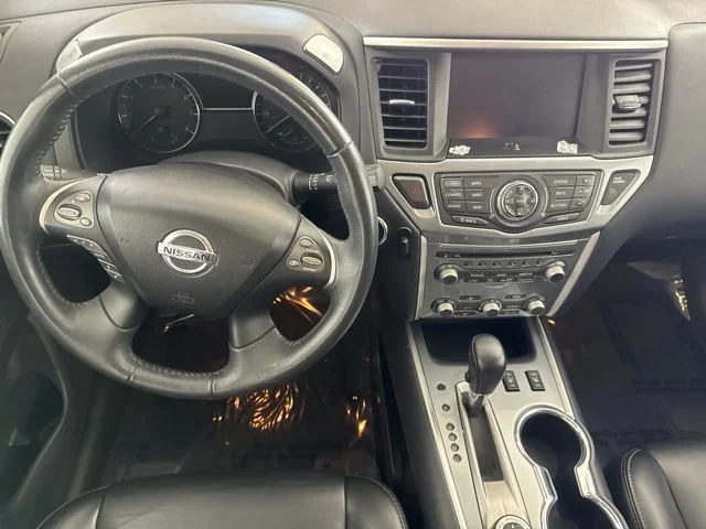 Used 2017 Gray Nissan SL image 22