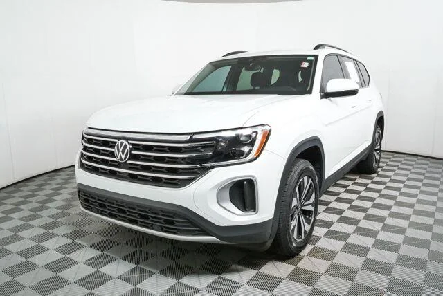 Certified Used 2024 Pure White Volkswagen 2.0T SE image 30