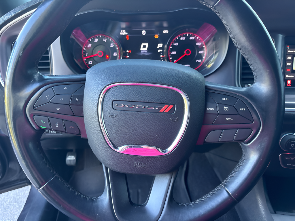Used 2019 Gray Dodge SXT image 13