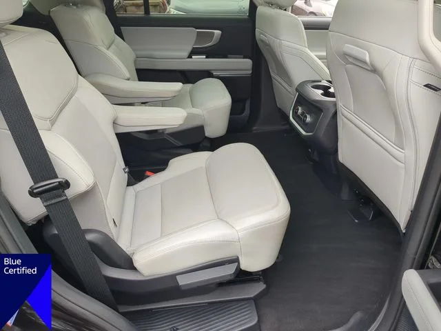 Used 2025 Black Ford Platinum image 35