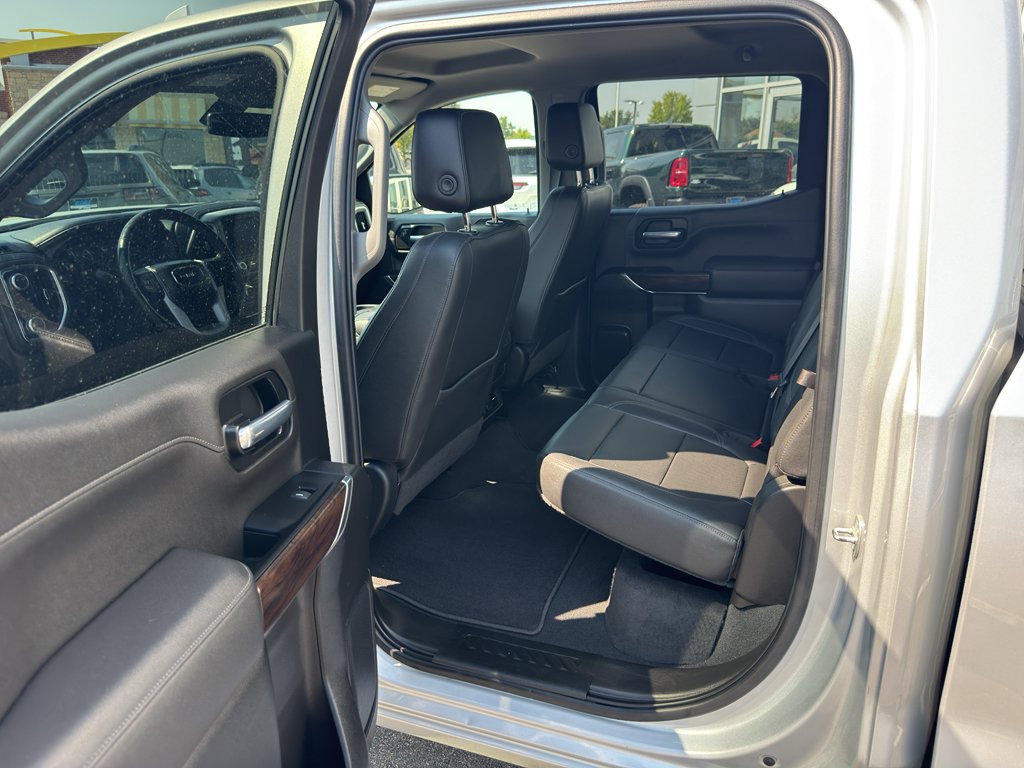 Used 2021 Quicksilver Metallic GMC SLT image 28