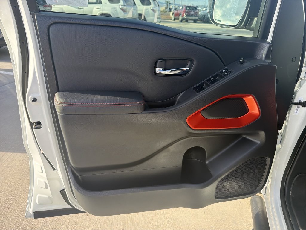 2022 Nissan Frontier PRO-X - Photo 9