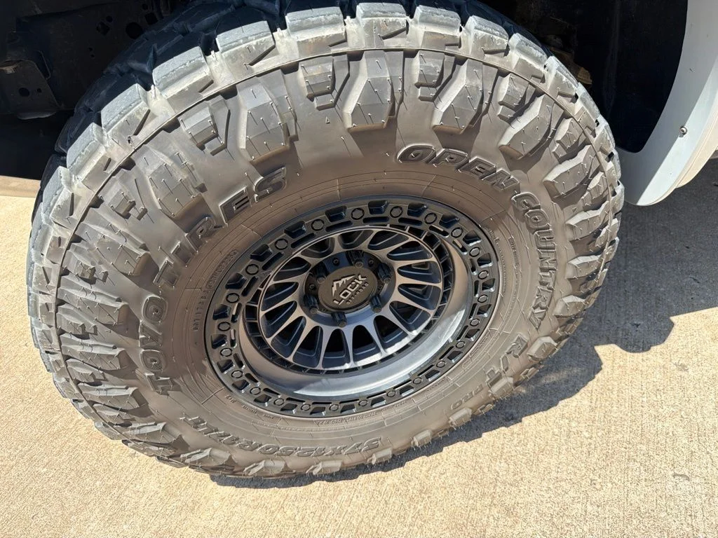 Used 2023 White Ford Raptor image 7
