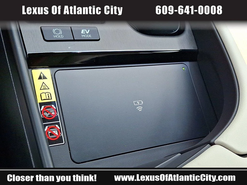 Certified Used 2025 Iridium Lexus ES 300h image 26