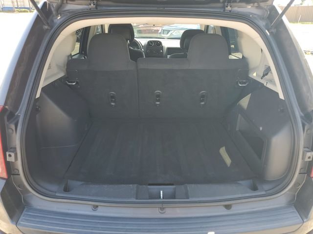 Used 2014 Gray Jeep Sport image 24