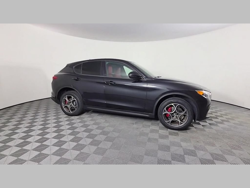 2023 Alfa Romeo Stelvio Sprint - Photo 35