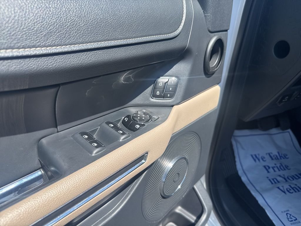 Used 2023 White Ford XLT image 34