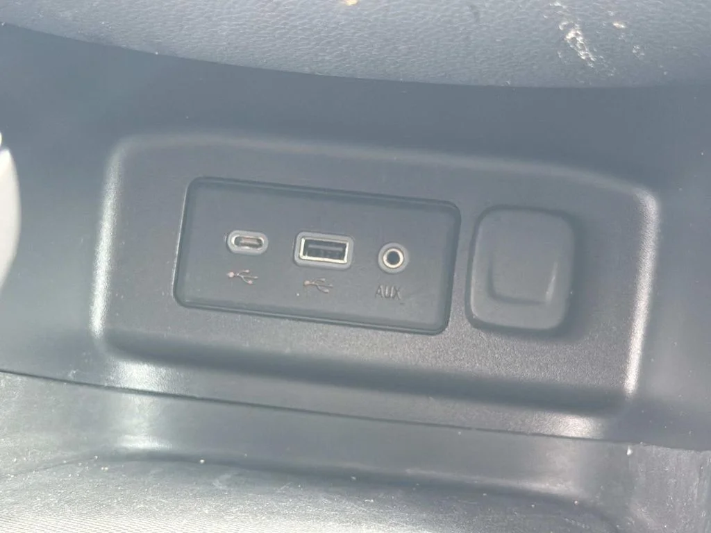 Used 2019 Red Chevrolet LT image 5