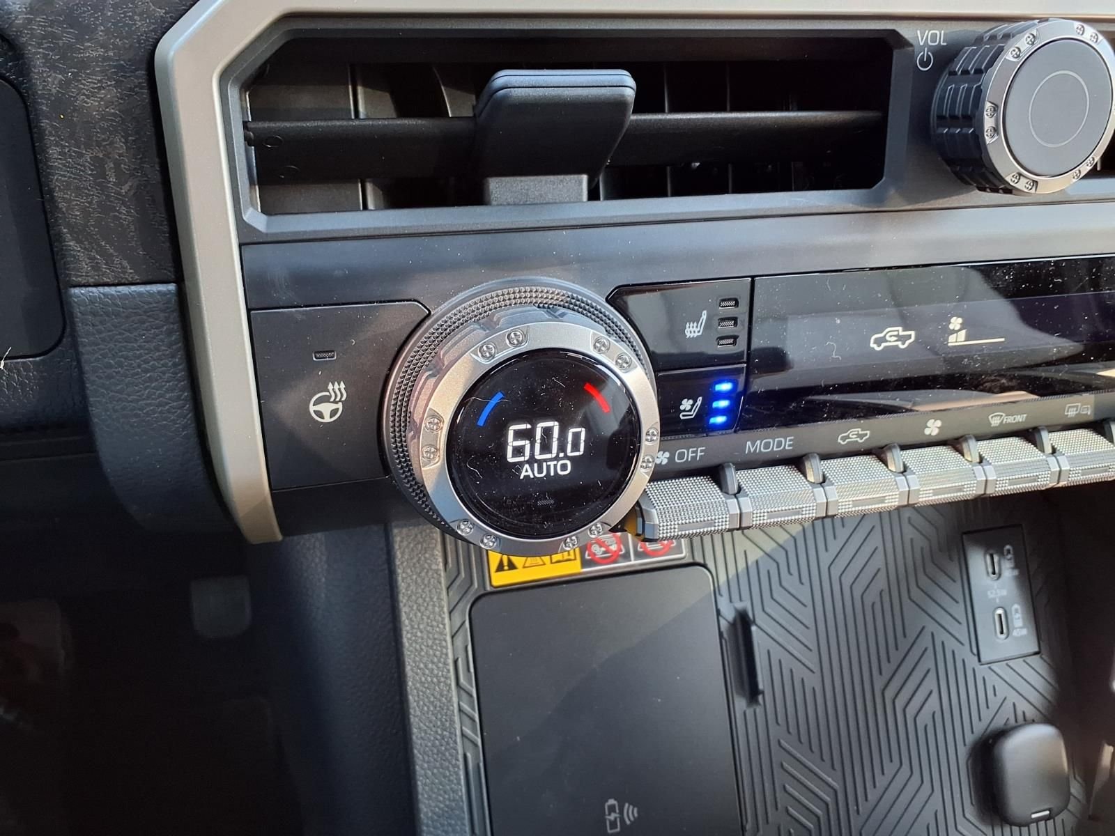 2026 Toyota Tacoma Limited - Photo 12