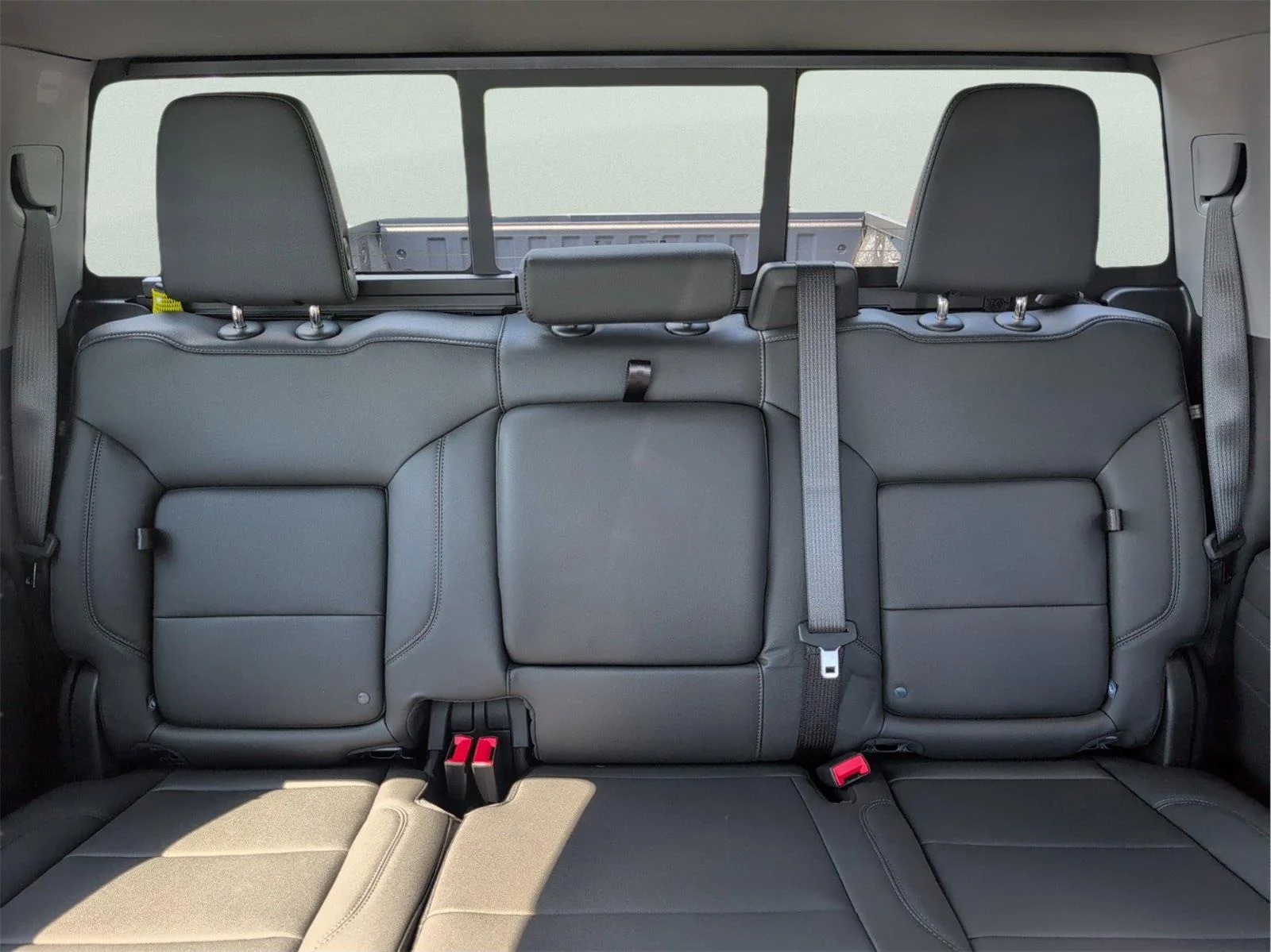 New 2026 Sterling Metallic GMC Elevation image 14