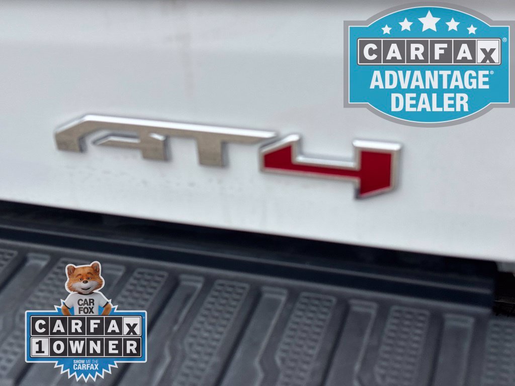 Used 2026 Summit White GMC AT4 image 10