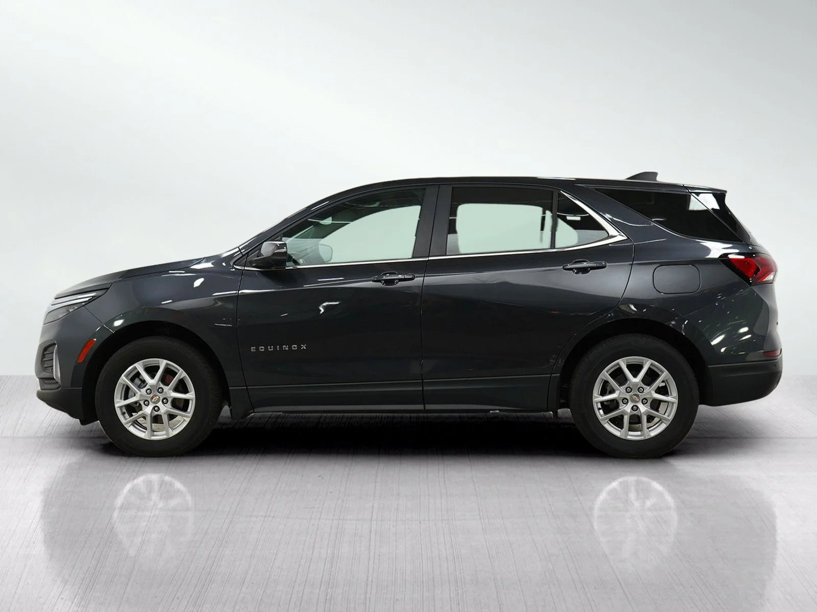 Used 2023 Chevrolet Equinox LT with VIN 3GNAXUEG0PS155154 for sale in Bloomington, Minnesota