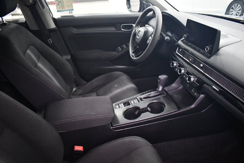 2024 Honda Civic Hatchback LX - Photo 31