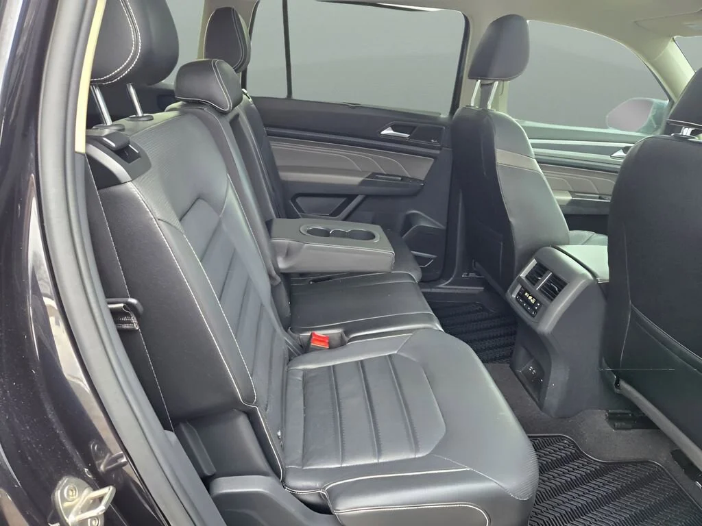 2022 Volkswagen Atlas SEL Premium R-Line - Photo 11