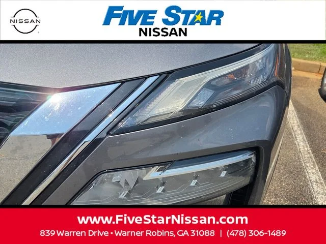 Used 2023 Gray Nissan SL image 16