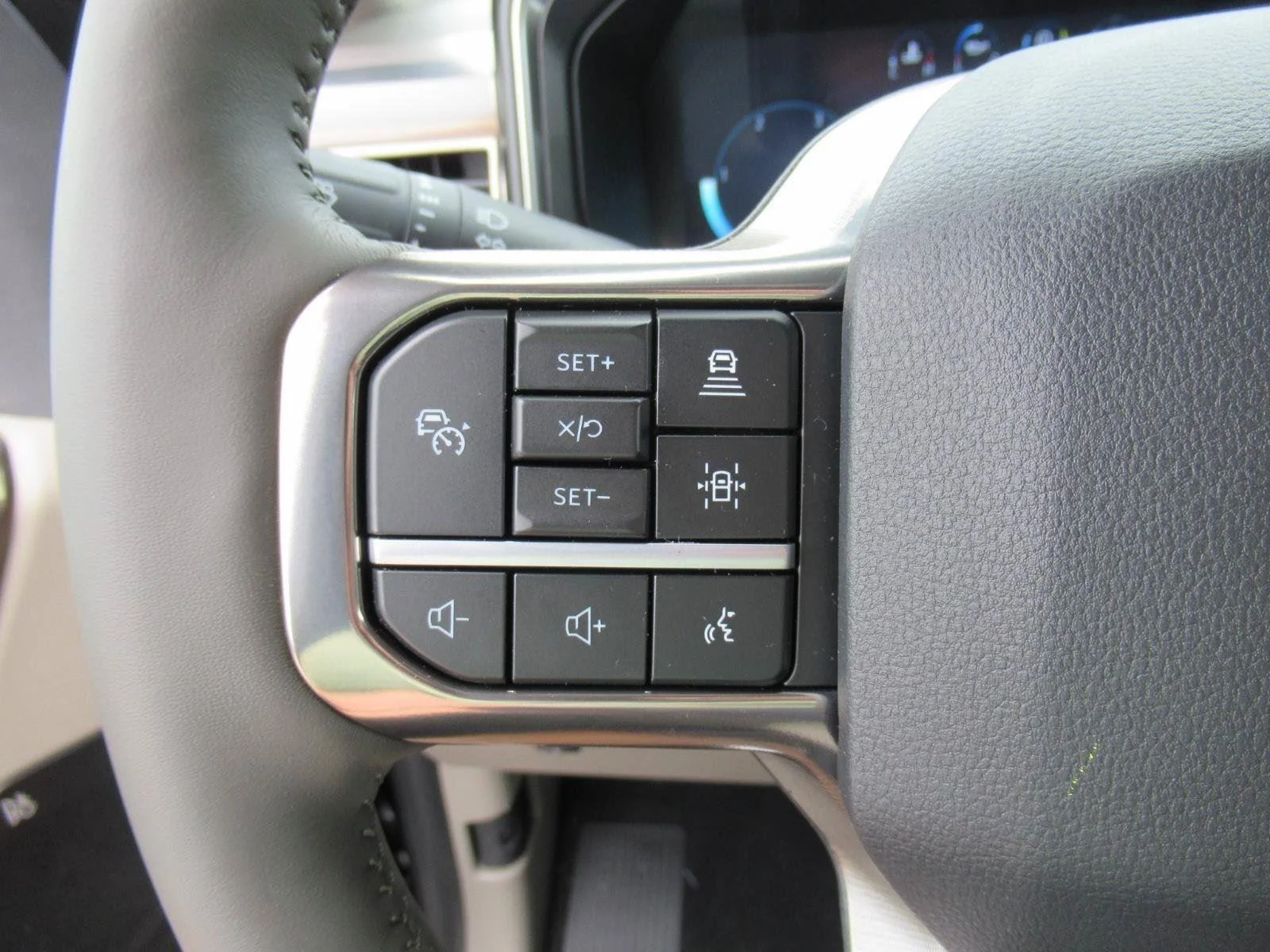 New 2026 Agate Black Metallic Ford F-350® Platinum® image 26