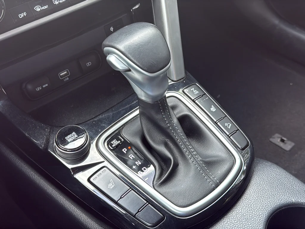 Used 2021 Black Kia SX image 39