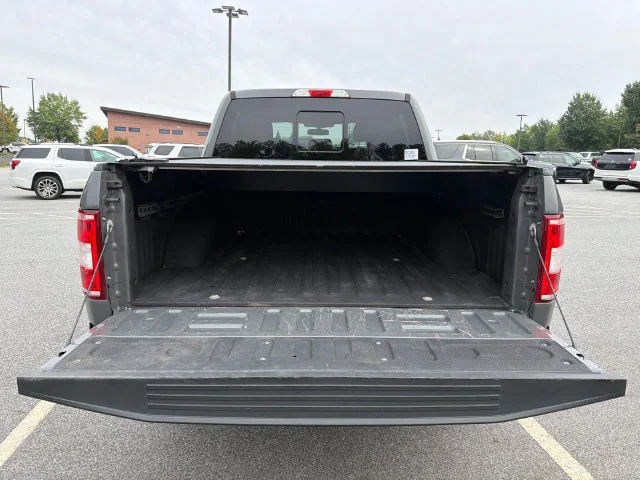 Used 2020 Gray Ford XLT image 18