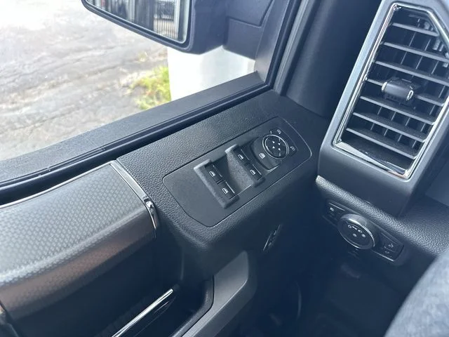 Used 2016 Gray Ford XLT image 14