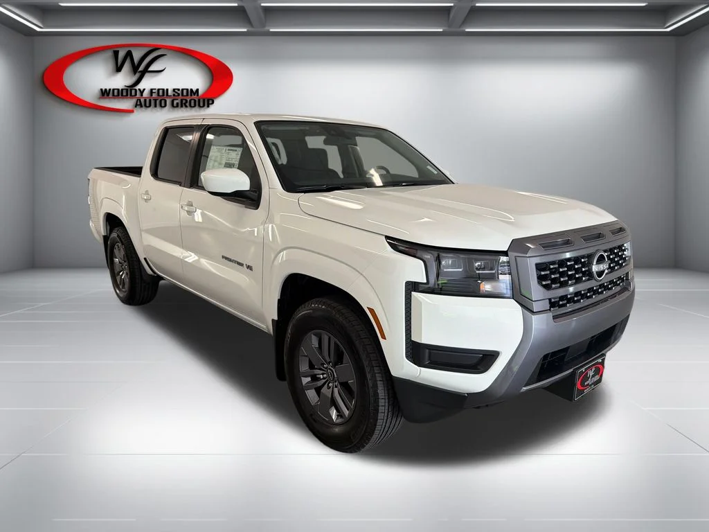 New 2027 Glacier White Nissan Crew Cab SV image 3