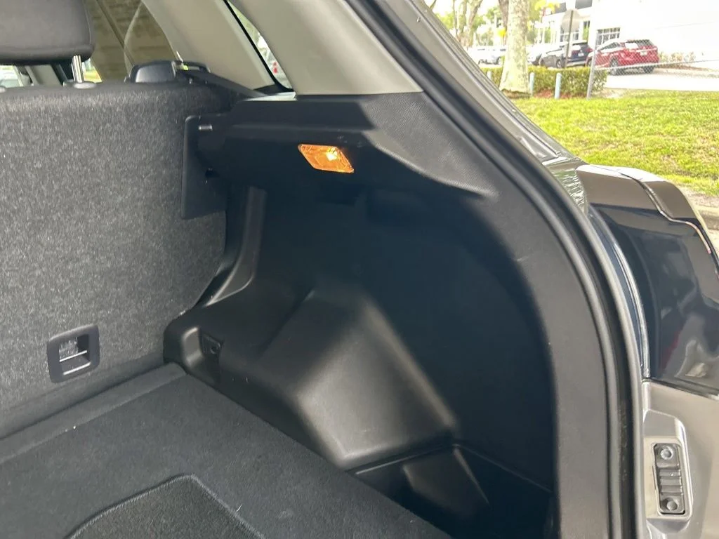 Used 2024 Gray Mitsubishi  image 28