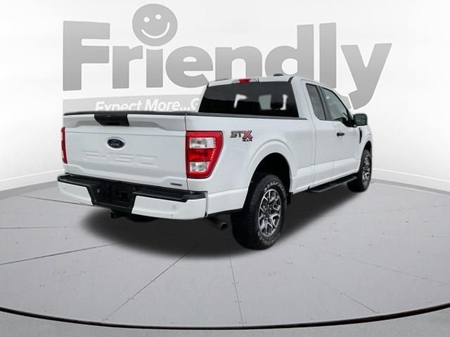 Used 2021 White Ford XL image 14