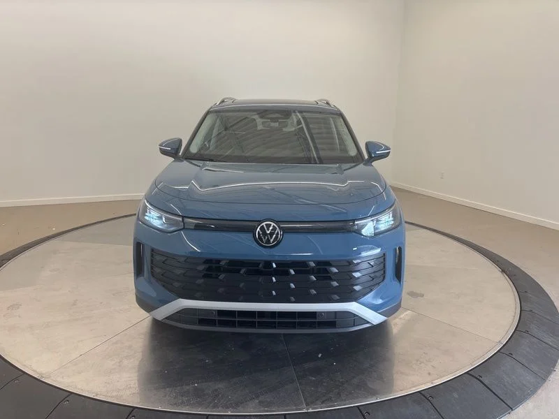 New 2026 Blue Volkswagen 2.0T SE image 8