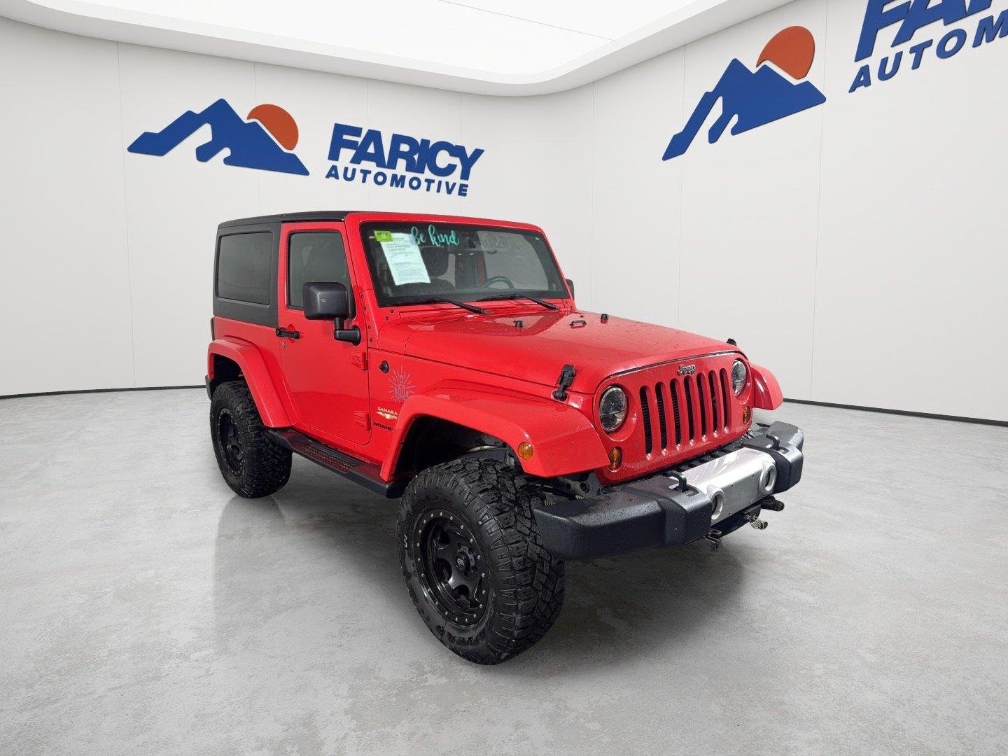 Used 2013 Rock Lobster Jeep Sahara image 4