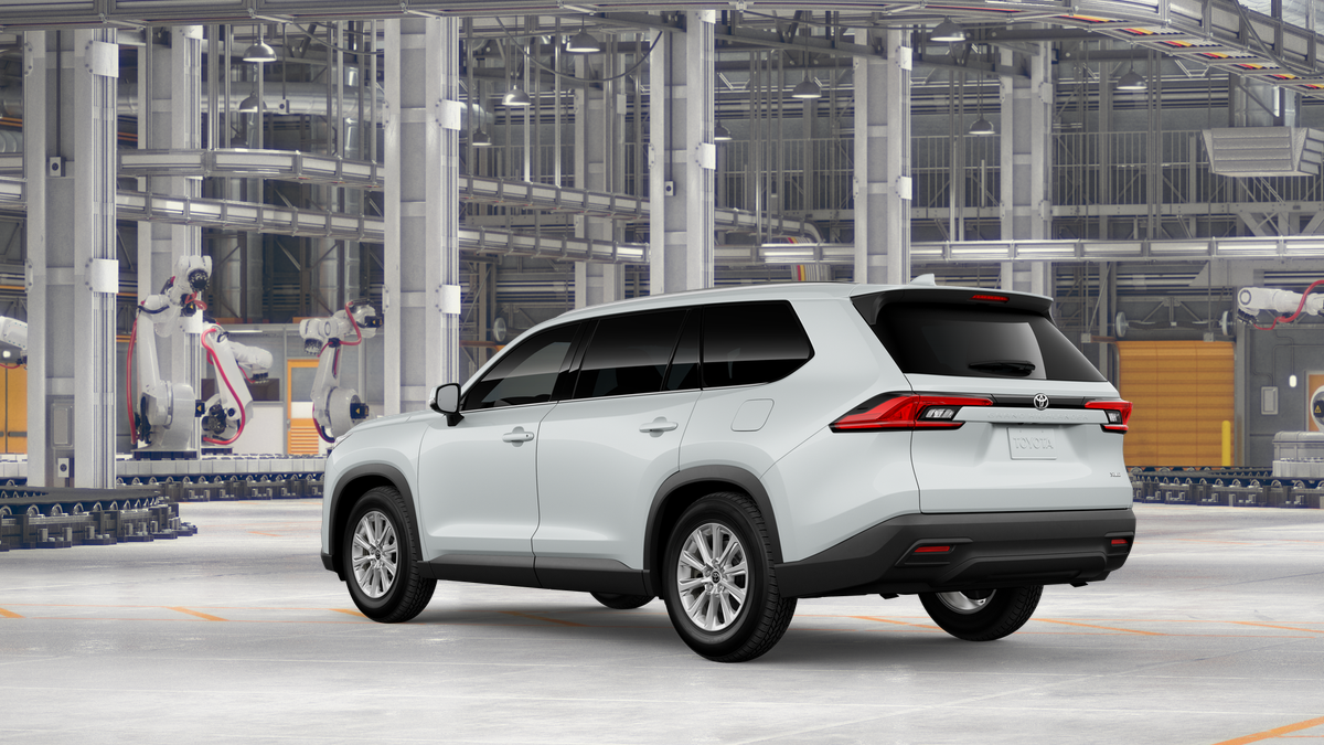 New 2026 Wind Chill Pearl Toyota XLE image 6