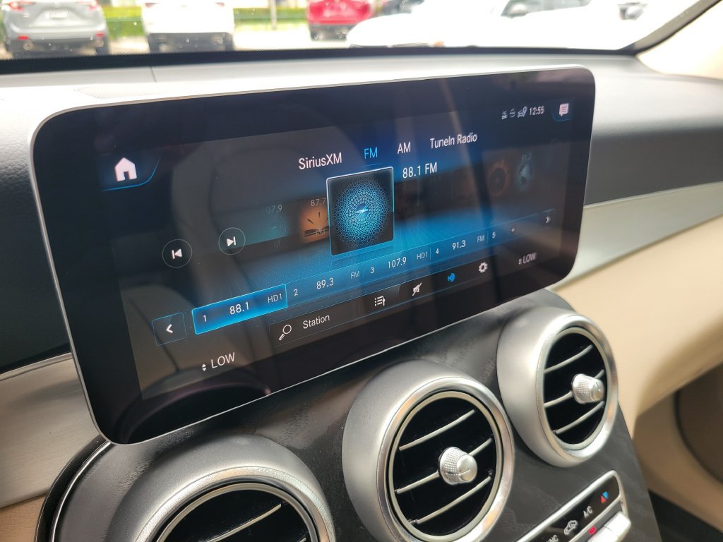 Used 2022 Black Mercedes-Benz GLC 300 image 28