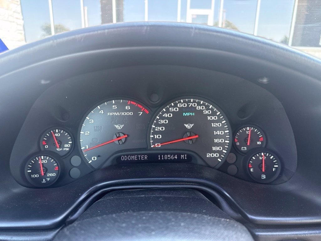 Used 2001 Gray Chevrolet Base image 7