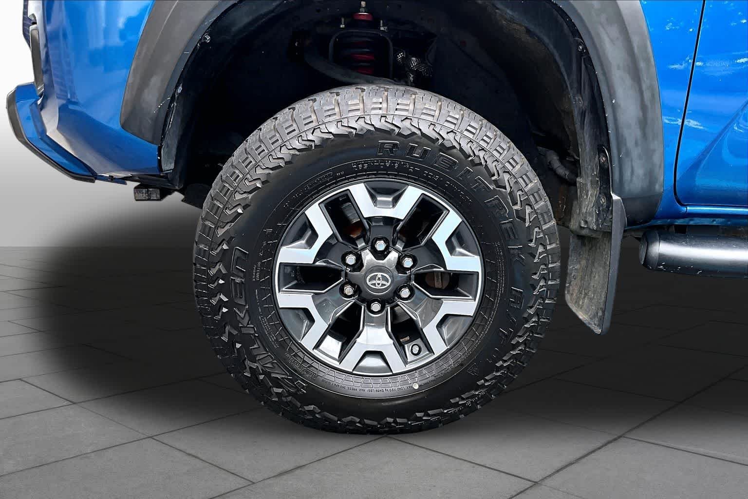 Used 2017 Blazing Blue Pearl Toyota TRD Off Road image 10