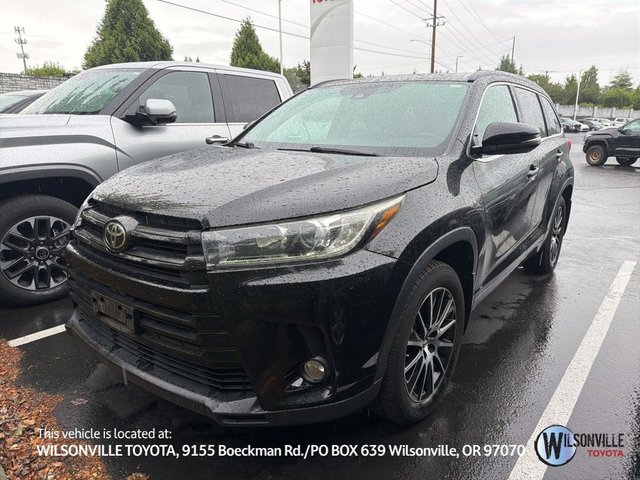 2017 Toyota Highlander SE