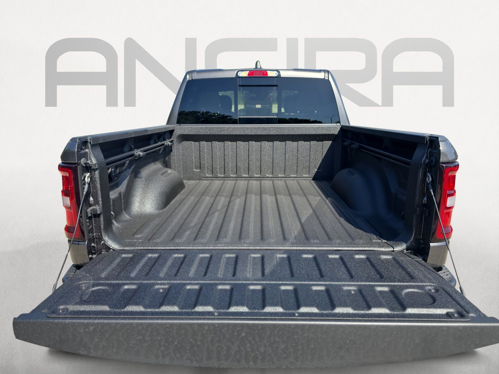 New 2026 Granite Crystal Metallic Clearcoat RAM Express image 12