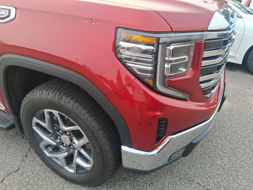Used 2024 Red GMC SLT image 15