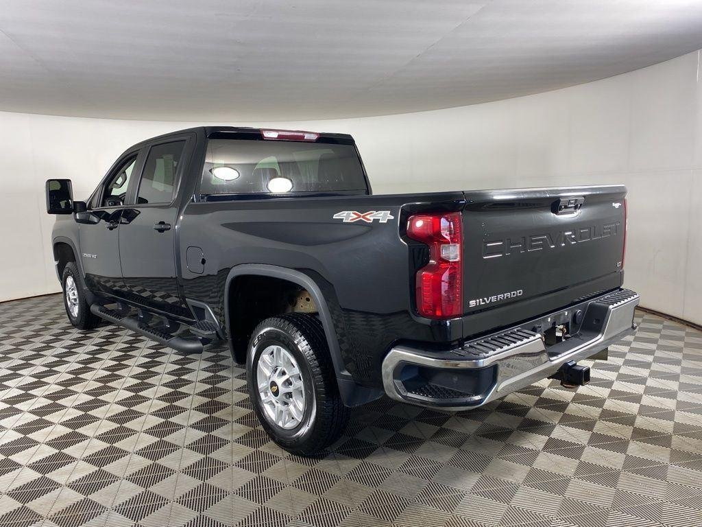 Used 2022 Black Chevrolet LT image 5