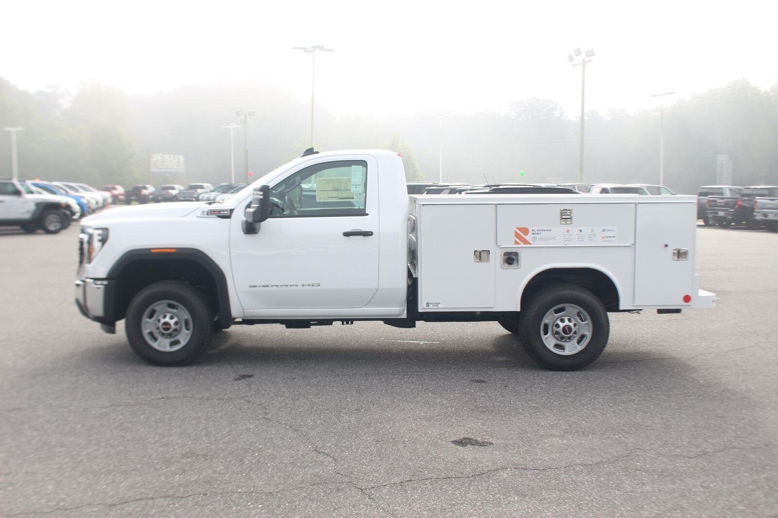 New 2026 Summit White GMC Pro image 6