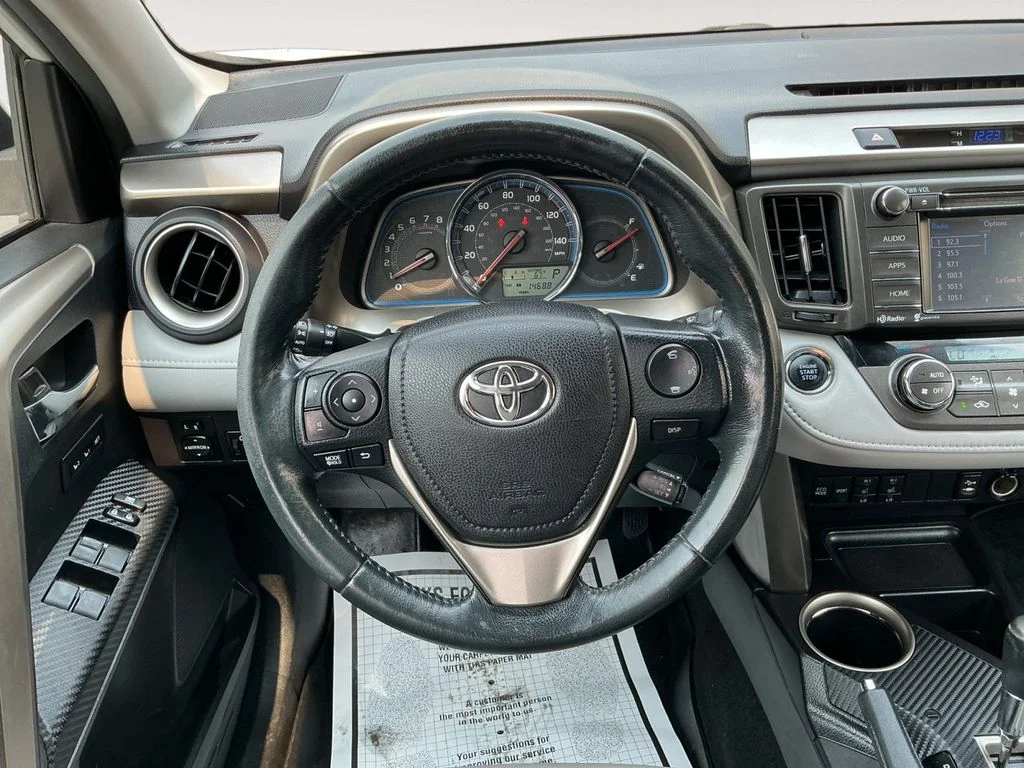 Used 2014 White Toyota Limited image 13