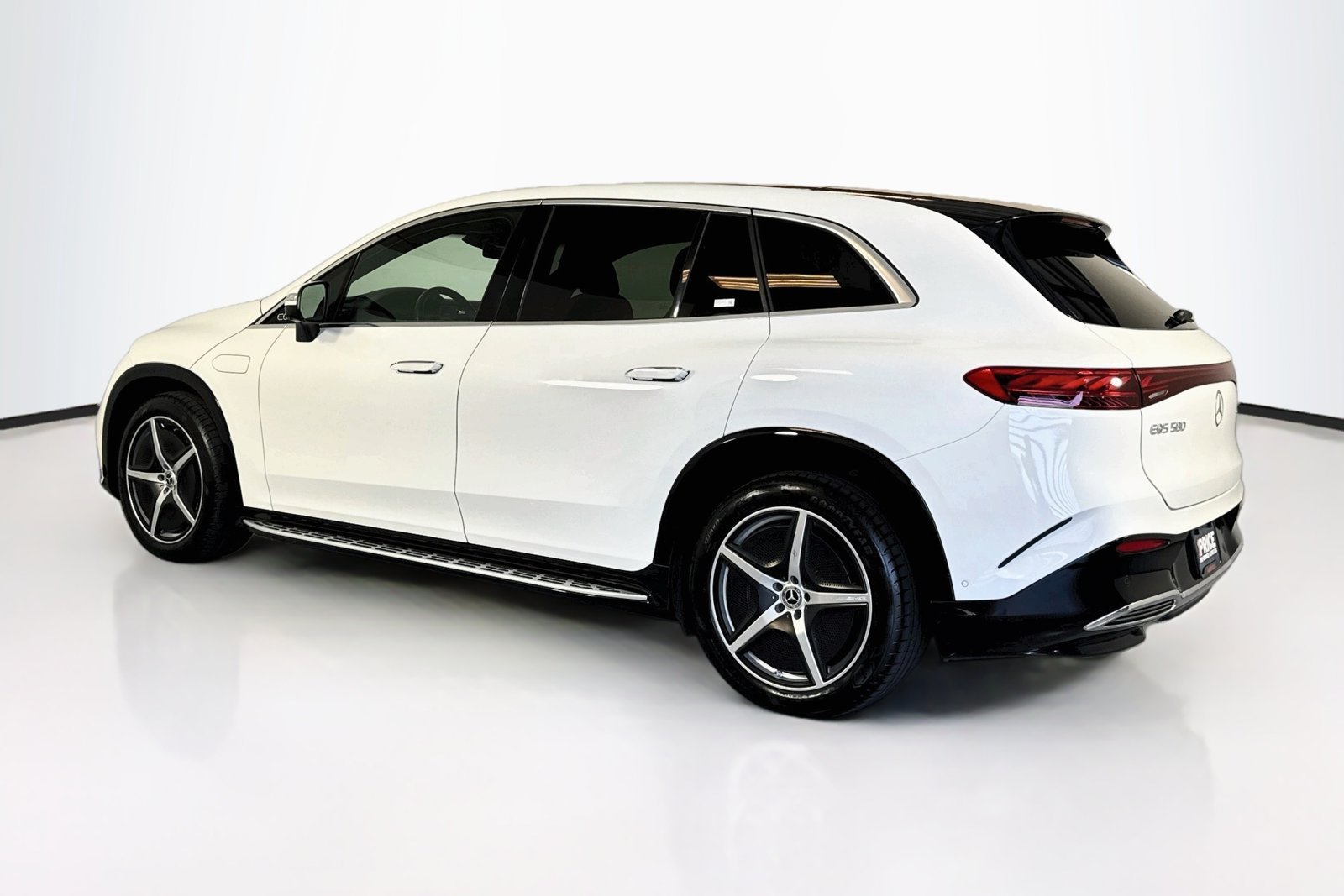 Certified Used 2023 Polar White Mercedes-Benz EQS 580 image 7