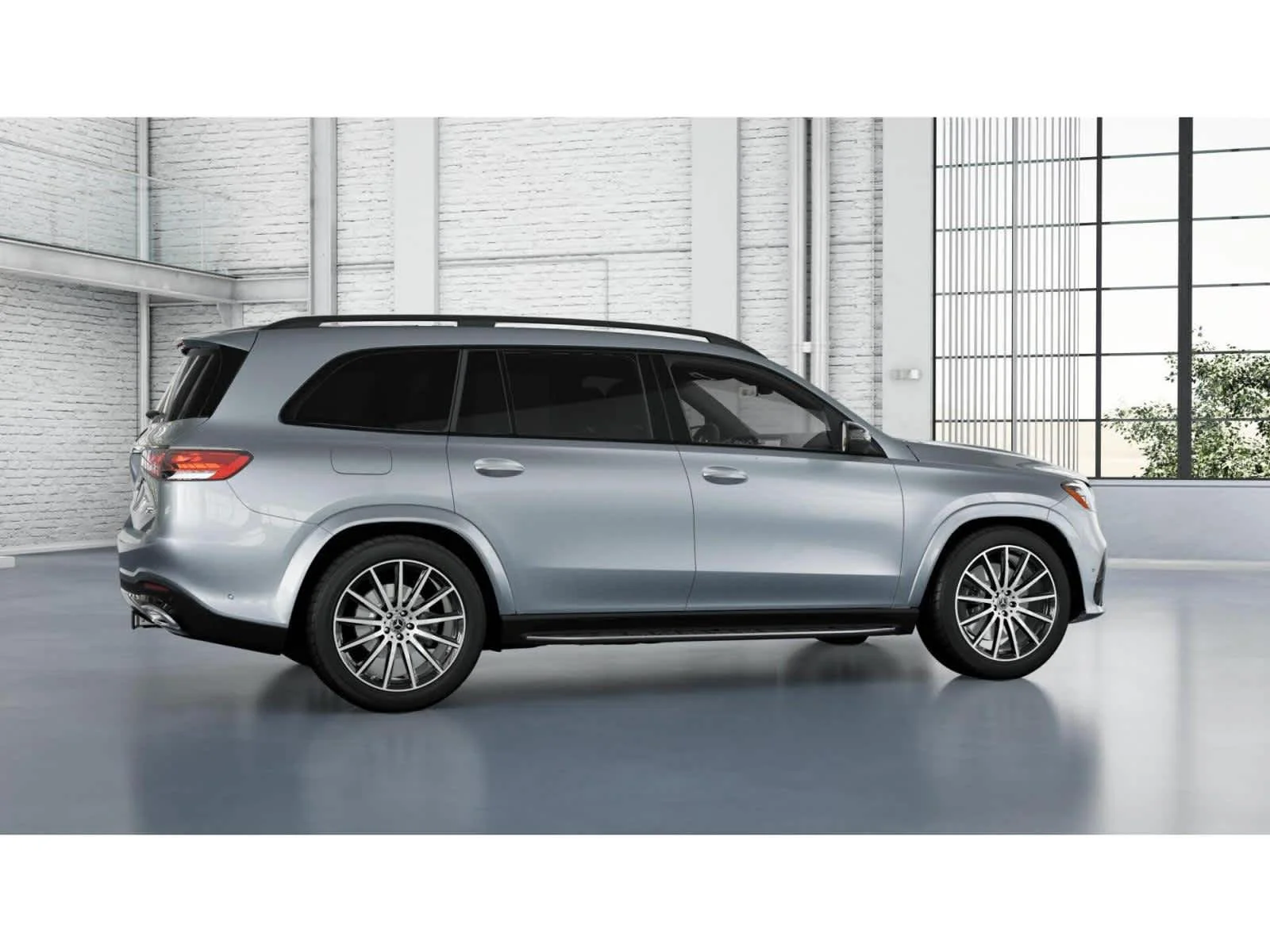 Used 2025 Cirrus Silver Metallic Mercedes-Benz GLS 580 image 17