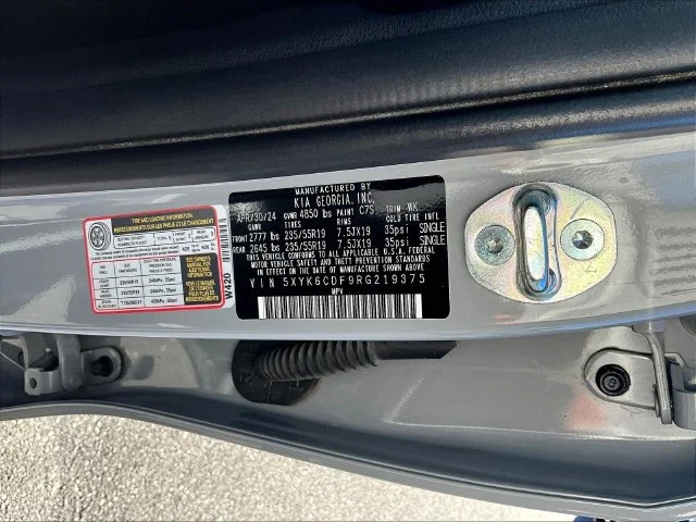 Used 2024 Gray Kia X-Line image 21