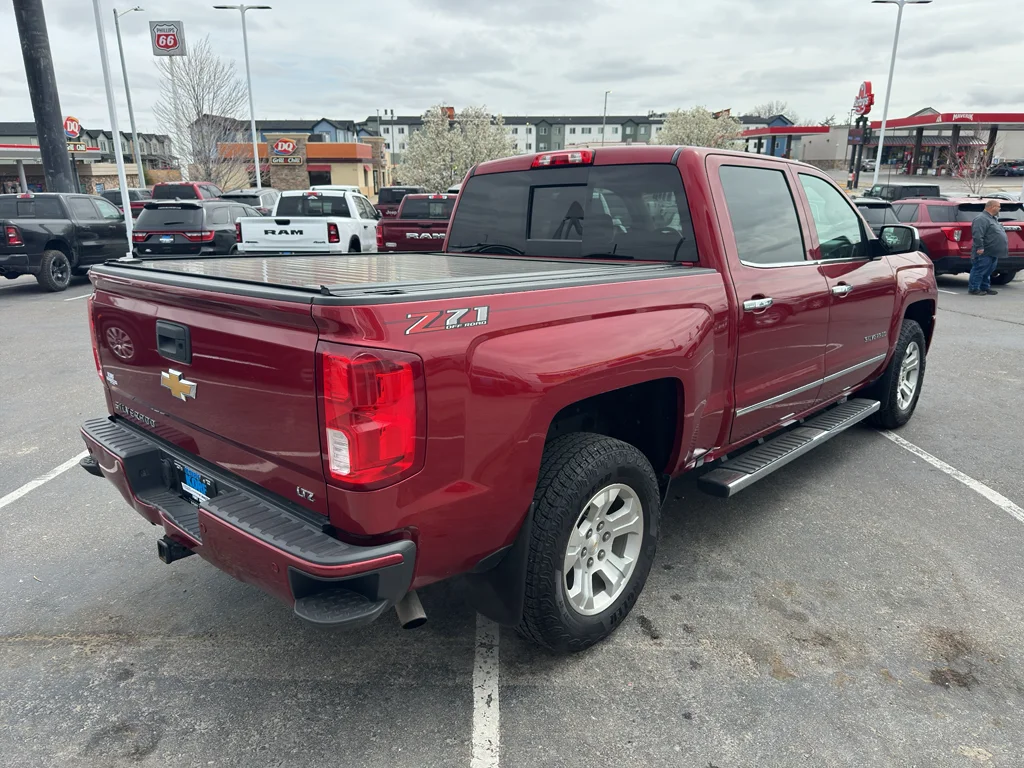 Used 2018 Cajun Red Tintcoat Chevrolet LTZ image 5