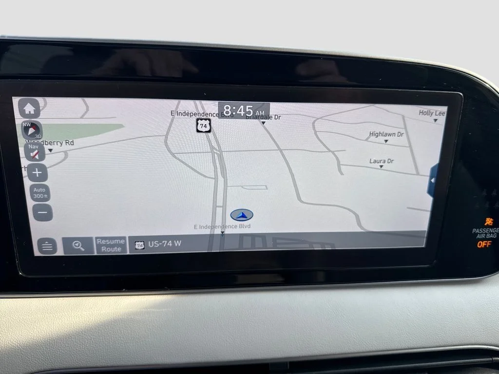 Used 2021 Graphite Hyundai SEL image 26