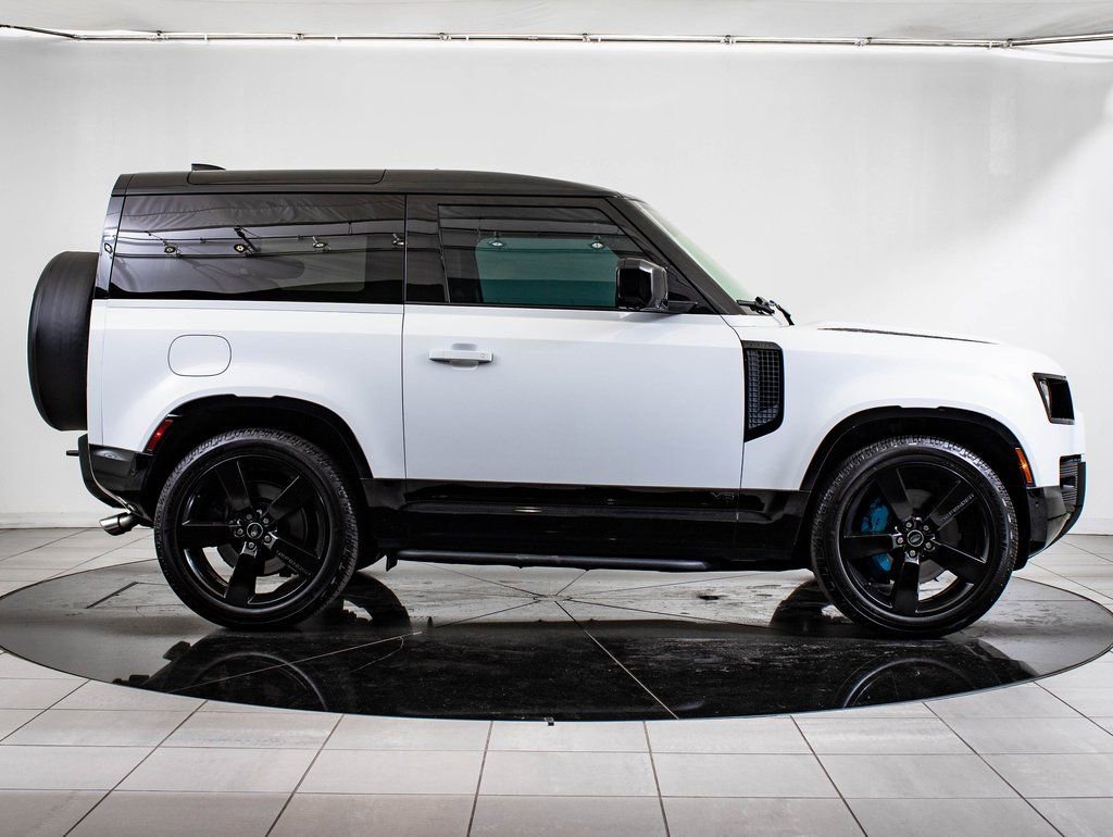 2022 Land Rover Defender V8 - Photo 6