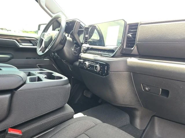 Used 2025 Gray Chevrolet LT image 20