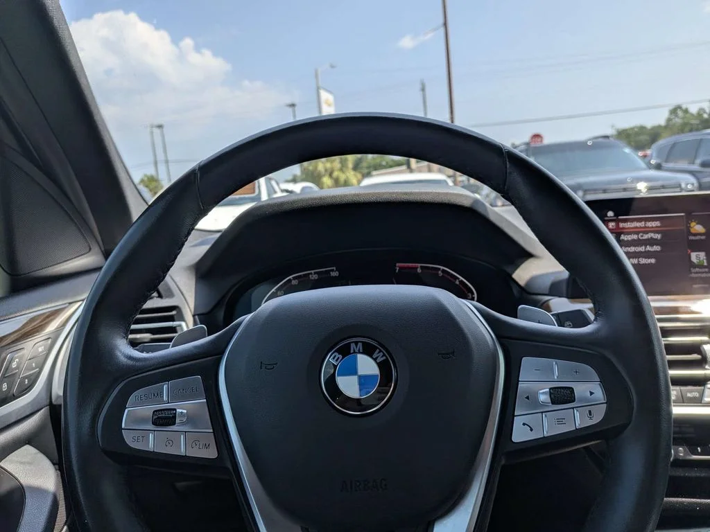 Used 2023 White BMW xDrive30i image 25