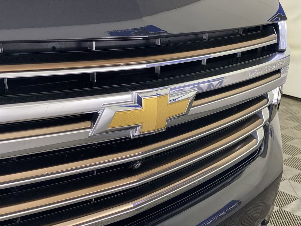 Used 2024 Dark Ash Metallic Chevrolet High Country image 38