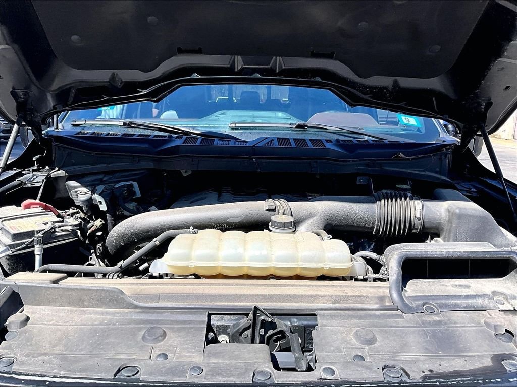 Used 2023 Black Metallic Ford Lariat image 29