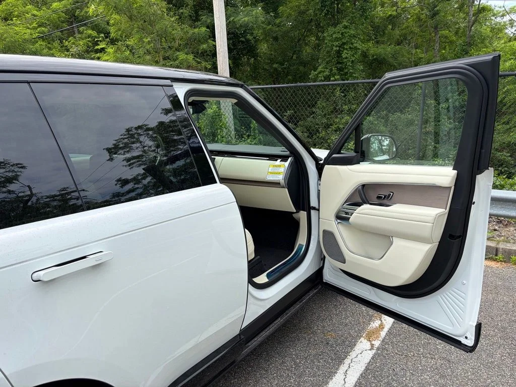 New 2026 White Land Rover Autobiography image 14